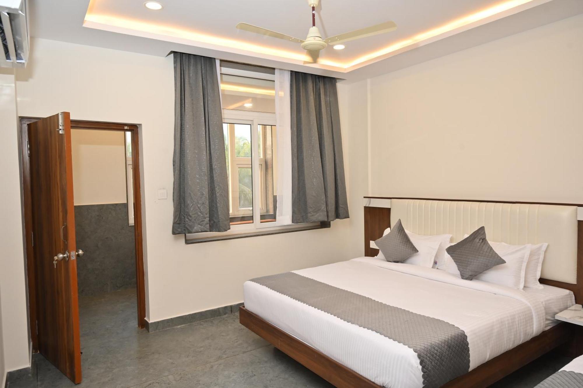 Hotel Shri Devi Comforts Inn Bhatkal المظهر الخارجي الصورة