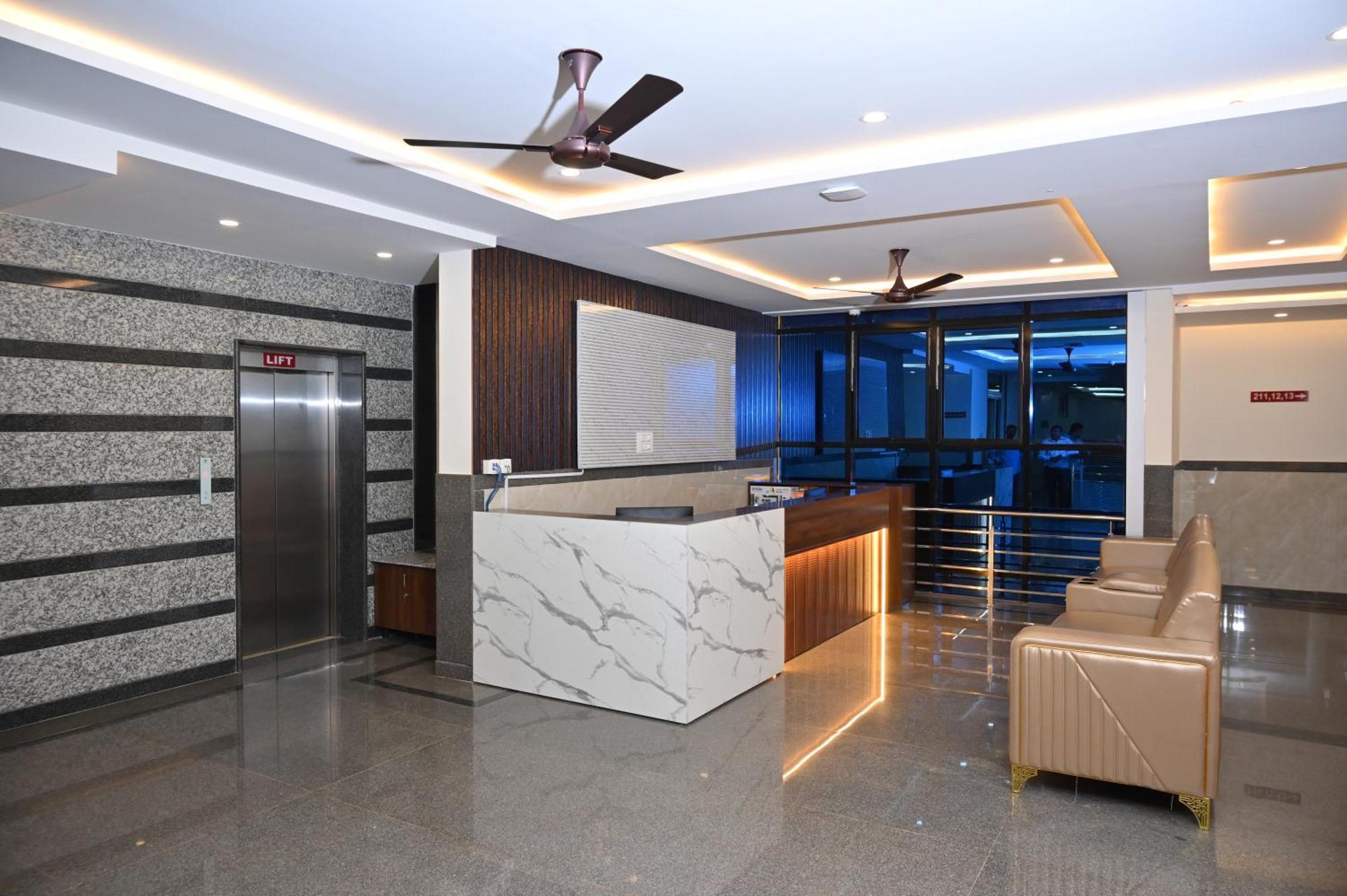 Hotel Shri Devi Comforts Inn Bhatkal المظهر الخارجي الصورة