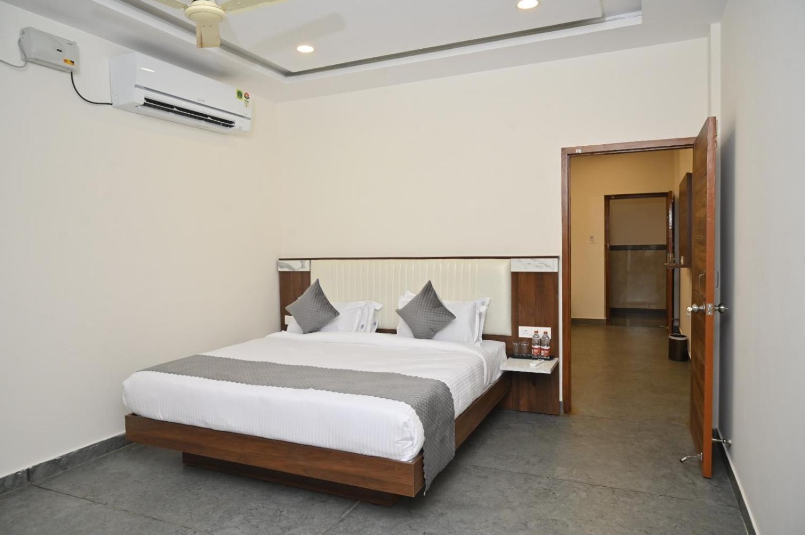 Hotel Shri Devi Comforts Inn Bhatkal المظهر الخارجي الصورة